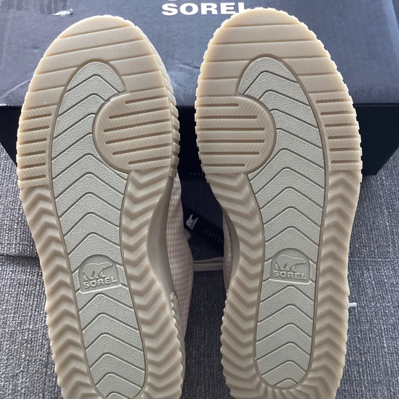 Sorel Women's Ona Ave Low-Top Sneakers, size 8.5 - Picture 8 of 12